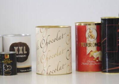 Boîtes cylindriques à gâteaux